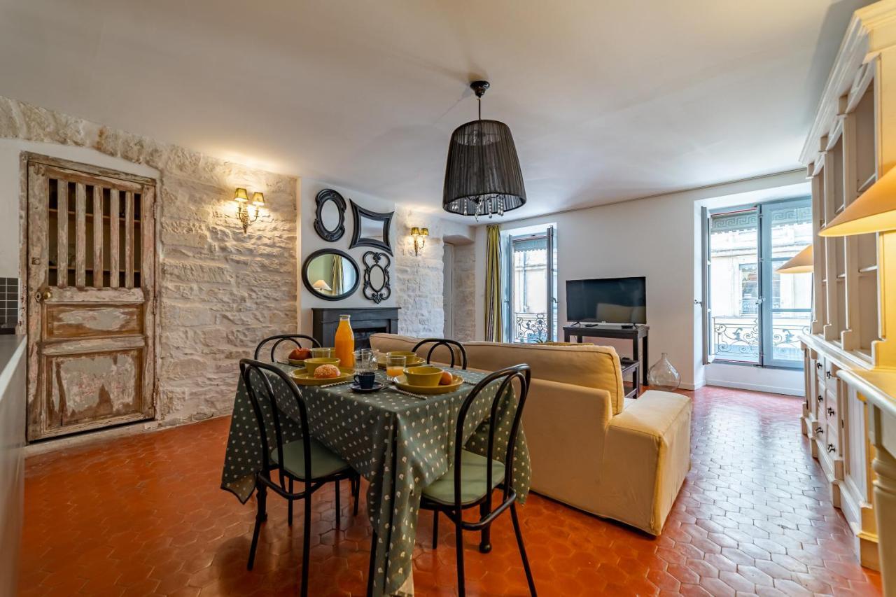 L'Envoutement Provencal Au Coeur De L'Ecusson - Une Nuit A Nîmes Exteriör bild